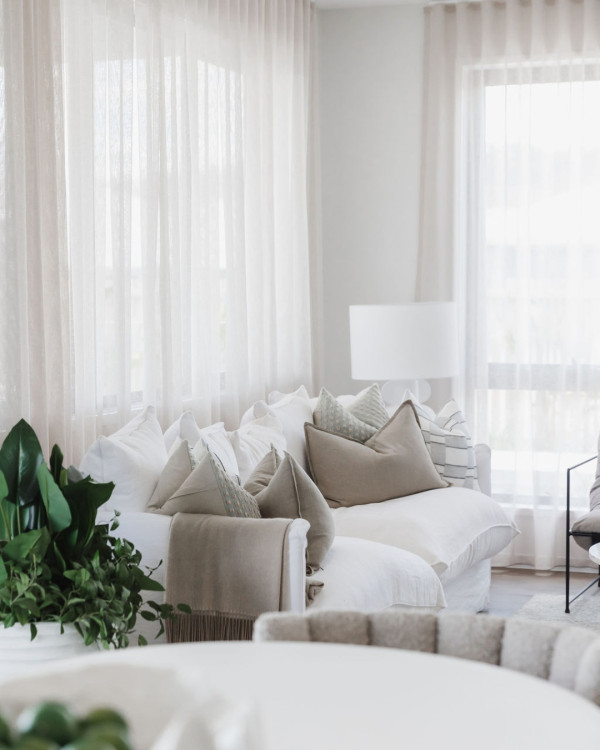 We can’t wait to welcome you to our display homes this weekend! 🏡✨
Step inside and explore the quality craftsmanship, thoughtful design, and unique details that make homes like this one from creationhomesau truly special. Join us and imagine the possibilities for your own dream home. See you at Leppington Living 📍19 Rickard Road, Leppington.
.
.
newbuild newconstruction newhome qualityhomes dreamhome homedesign housedesign builders sydneybuilder homebuilder homeinspo realestate displayhomes knockdownrebuild houseandlandpackages leppingtonliving leppington